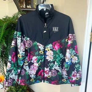 Brand New Nike Black & Floral Full Zip Oversized Fit Windbreaker Athletic Jacket
